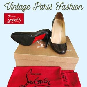 Christian Louboutin Pumps Dark Brown with Vibram & Shiny Red Sole, Great 4" Heel